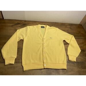 Vintage Sportswear Cardigan Sweater Medium Orlon Acrylic Blend USA 70s Yellow
